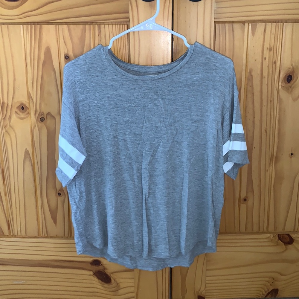American Eagle short sleeve shirt